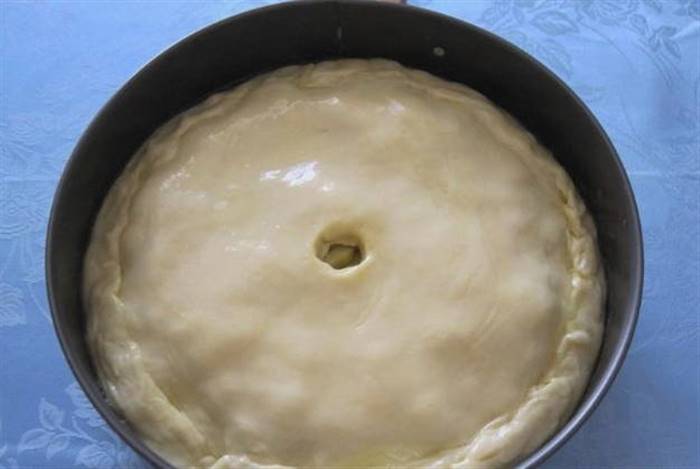 Курник із куркою та картоплею